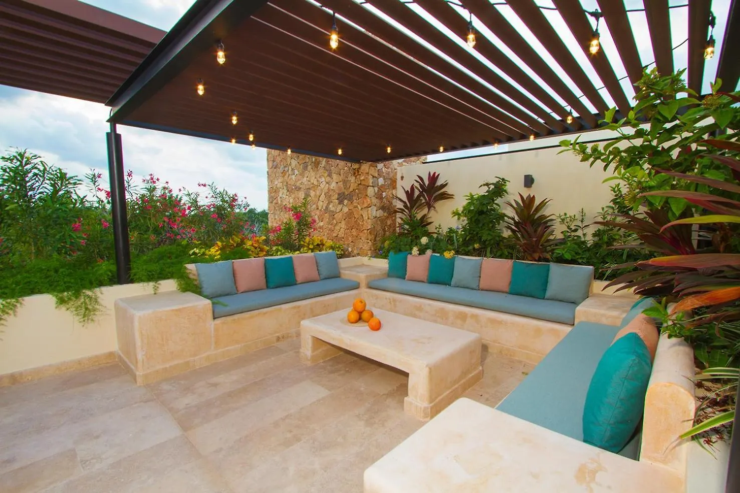 3Br Penthouse With Private Rooftop And Jacuzzi And Beach Club Access Tulum