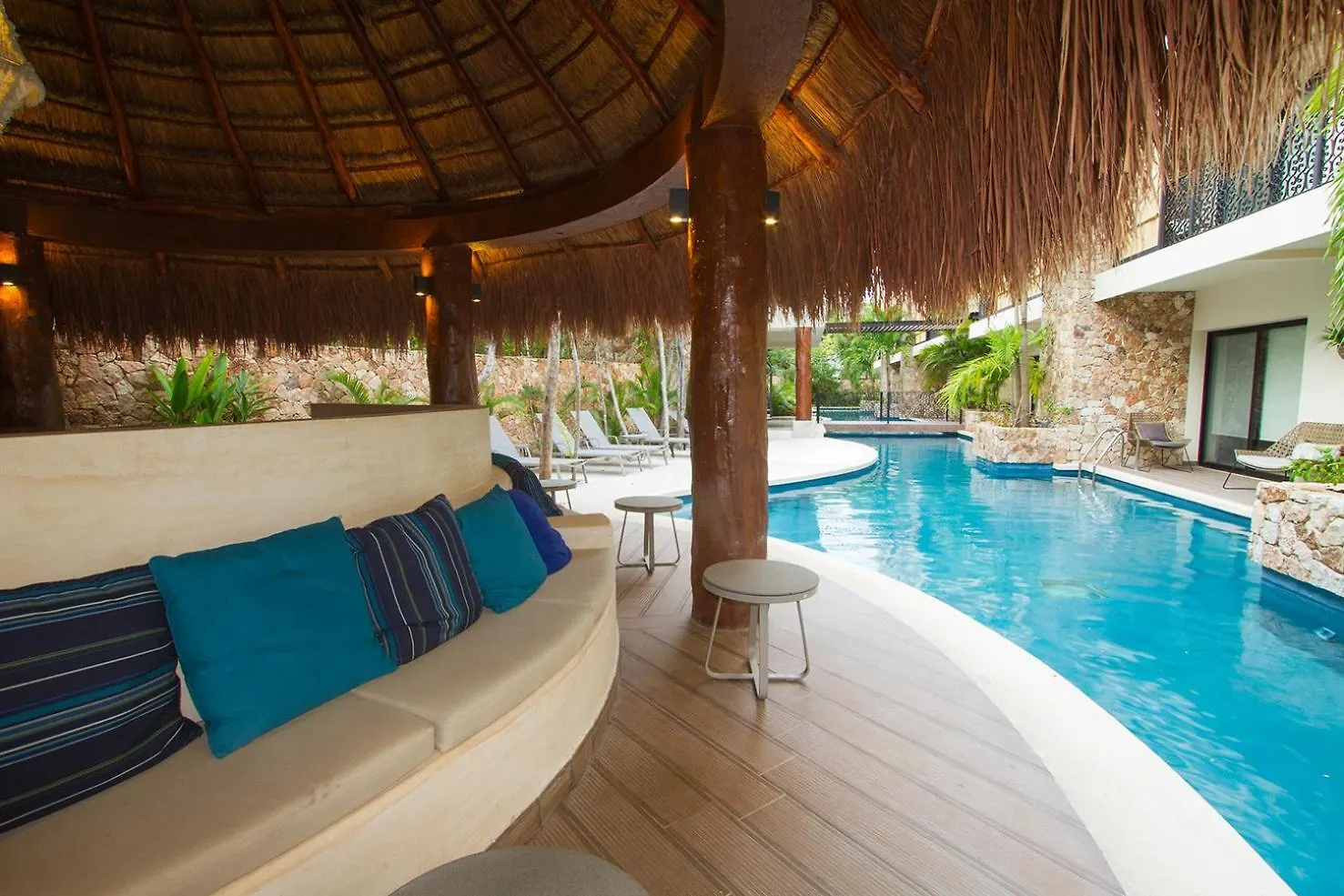 3Br Penthouse With Private Rooftop And Jacuzzi And Beach Club Access Tulum Mexico